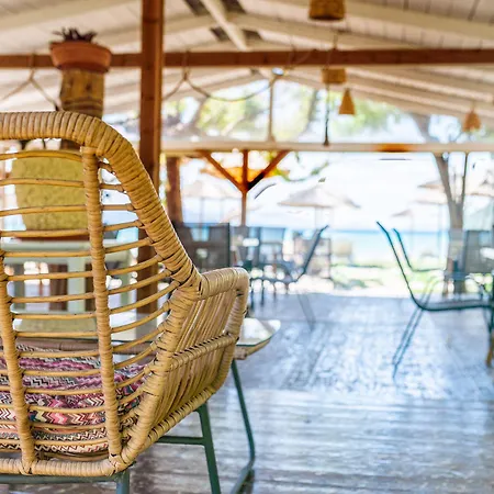 アパートホテル Grand Nefeli 4*