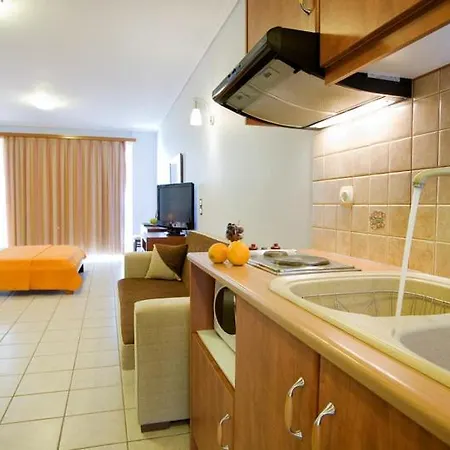 Hotel apartamentowy Grand Nefeli Vasiliki