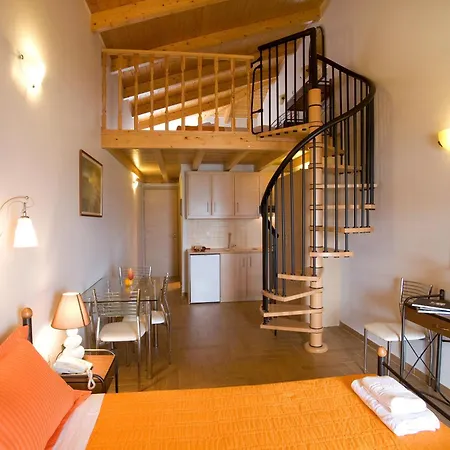 Grand Nefeli Aparthotel