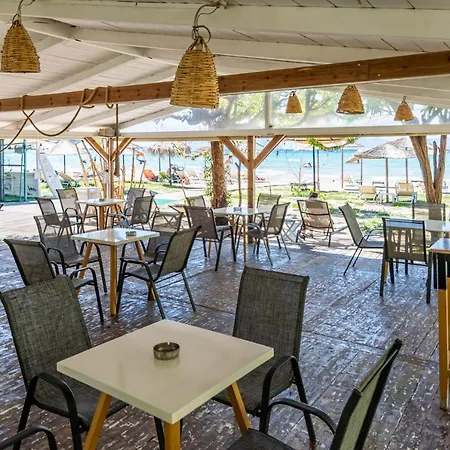 Grand Nefeli Apartmanhotel Vaszilikí