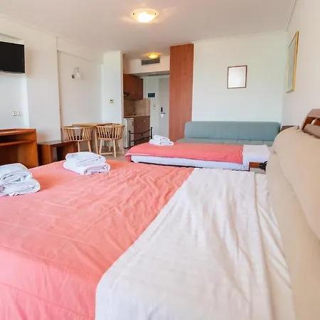 Grand Nefeli 4* Vaszilikí