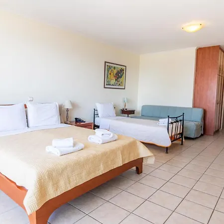 Grand Nefeli Apart Otel 4*