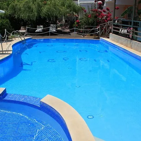 Grand Nefeli Hotel de apartamente 4*