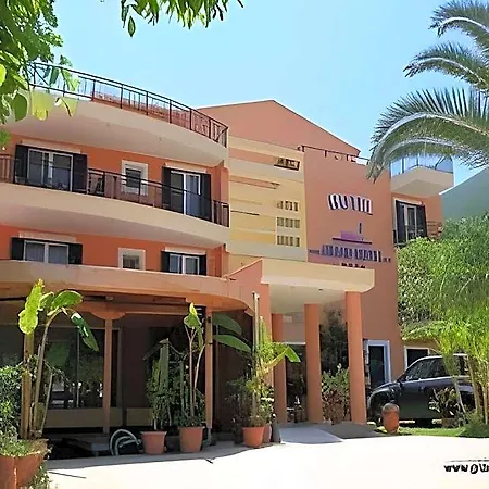 Grand Nefeli Hotel apartamentowy Vasiliki