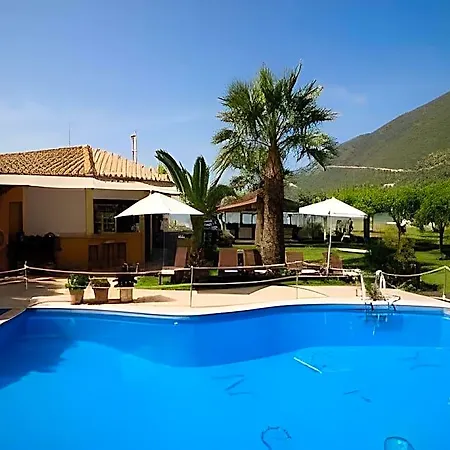 Hotel apartamentowy Grand Nefeli