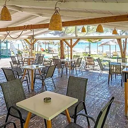 Grand Nefeli Aparthotel Vasiliki