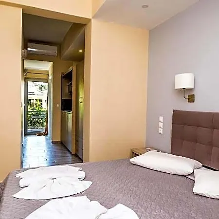 Grand Nefeli Apartmanhotel 4*