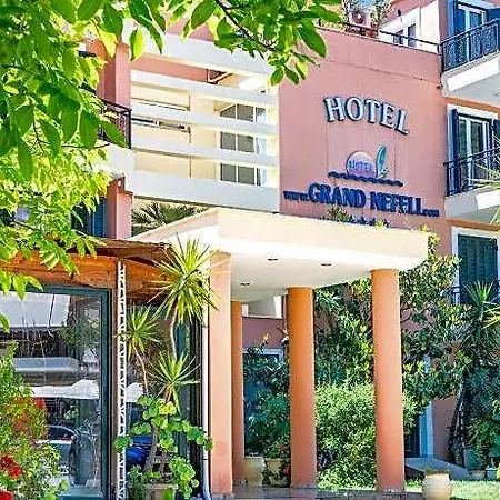 Aparthotel Grand Nefeli 4*