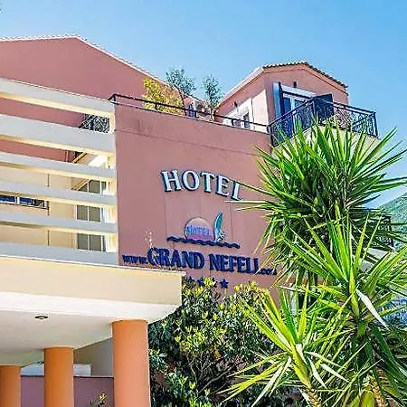 Aparthotel Grand Nefeli 4*