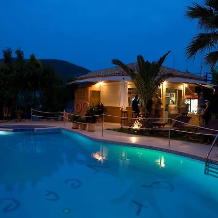 Grand Nefeli Apartmanhotel Vaszilikí