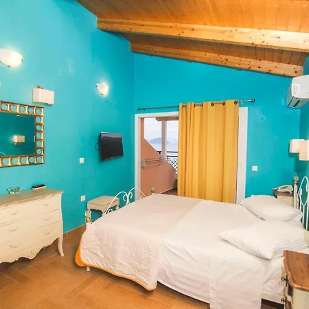 Grand Nefeli Hotel apartamentowy 4*