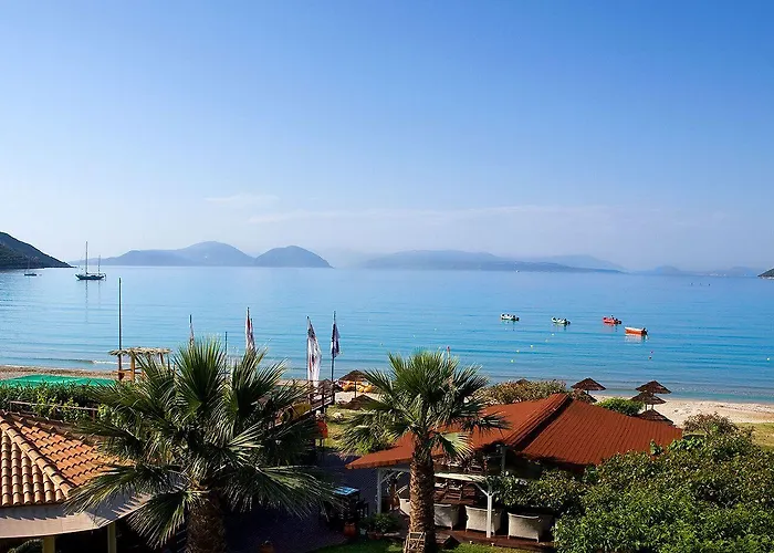 Hotel de apartamente Grand Nefeli 4*